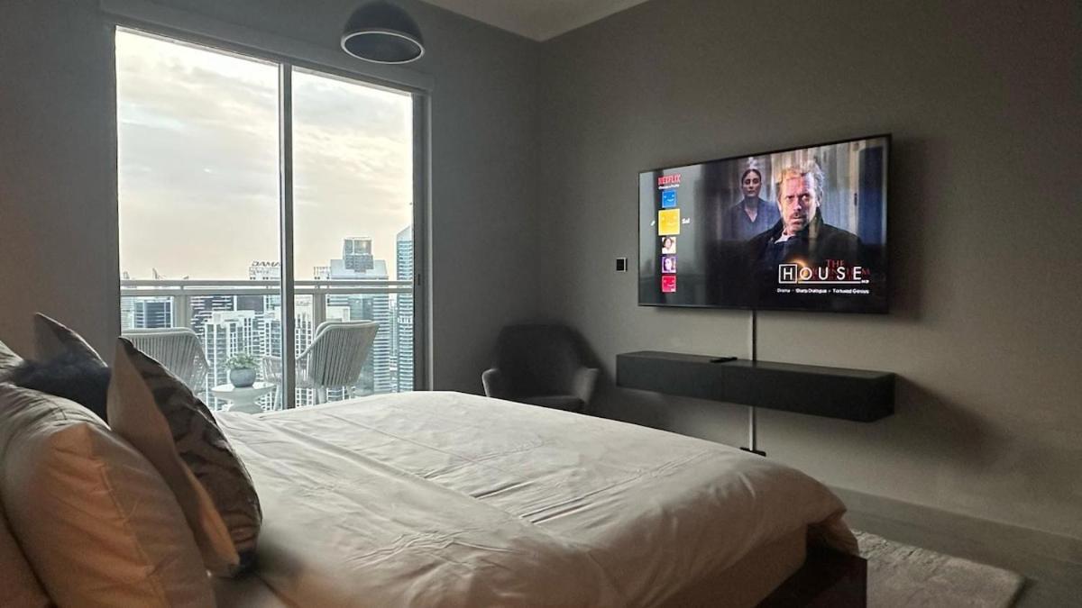 Luxury In The Sky - 1br Burj Inner Circle * Dubai
