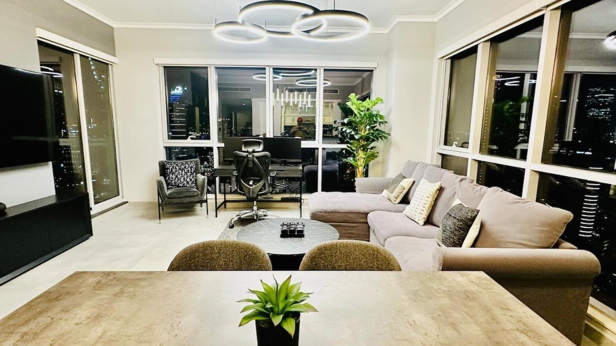 Apartment Luxury In The Sky - 1br Burj Inner Circle *