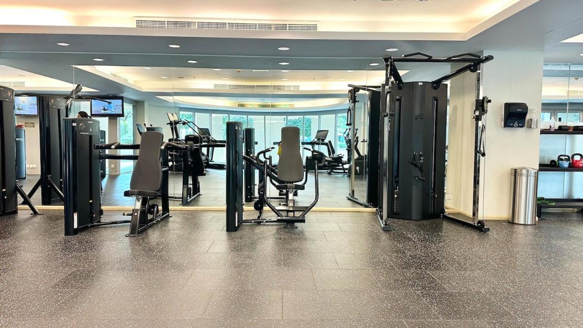 Luxury In The Sky - 1br Burj Inner Circle Apartment